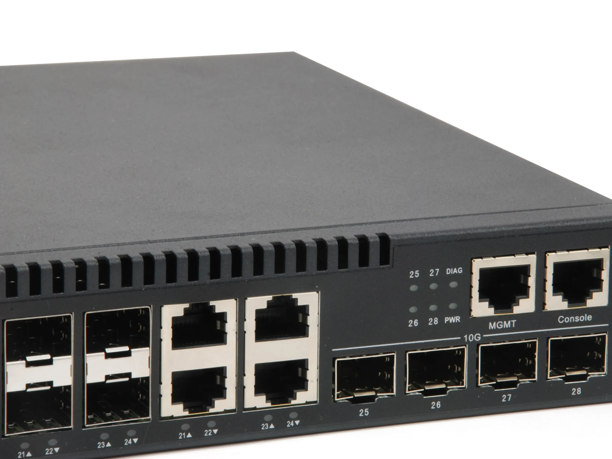 KILBY 28-Port L3 Lite Managed Gigabit Glasfaser Switch, 4 x 10GbE SFP+, 4 x Gigabit SFP/RJ45 Combo – Bild 7