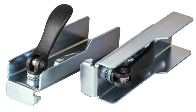 Montagehilfe „Dritte Hand“ für 19″ Komponenten, 2 Stück im Set