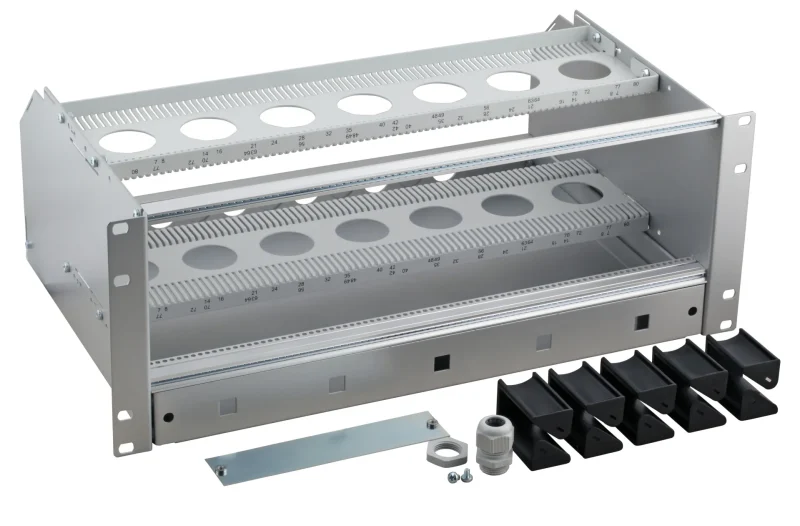 19″ Baugruppenträger 3HE/84TE plus 1HE Kabelüberlängenfach