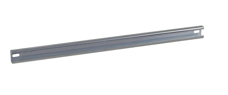 C-Profil zur 19″ Montage, 483 x 30 x 15mm, Schlitzweite 12 mm, 2 x Montagelochung