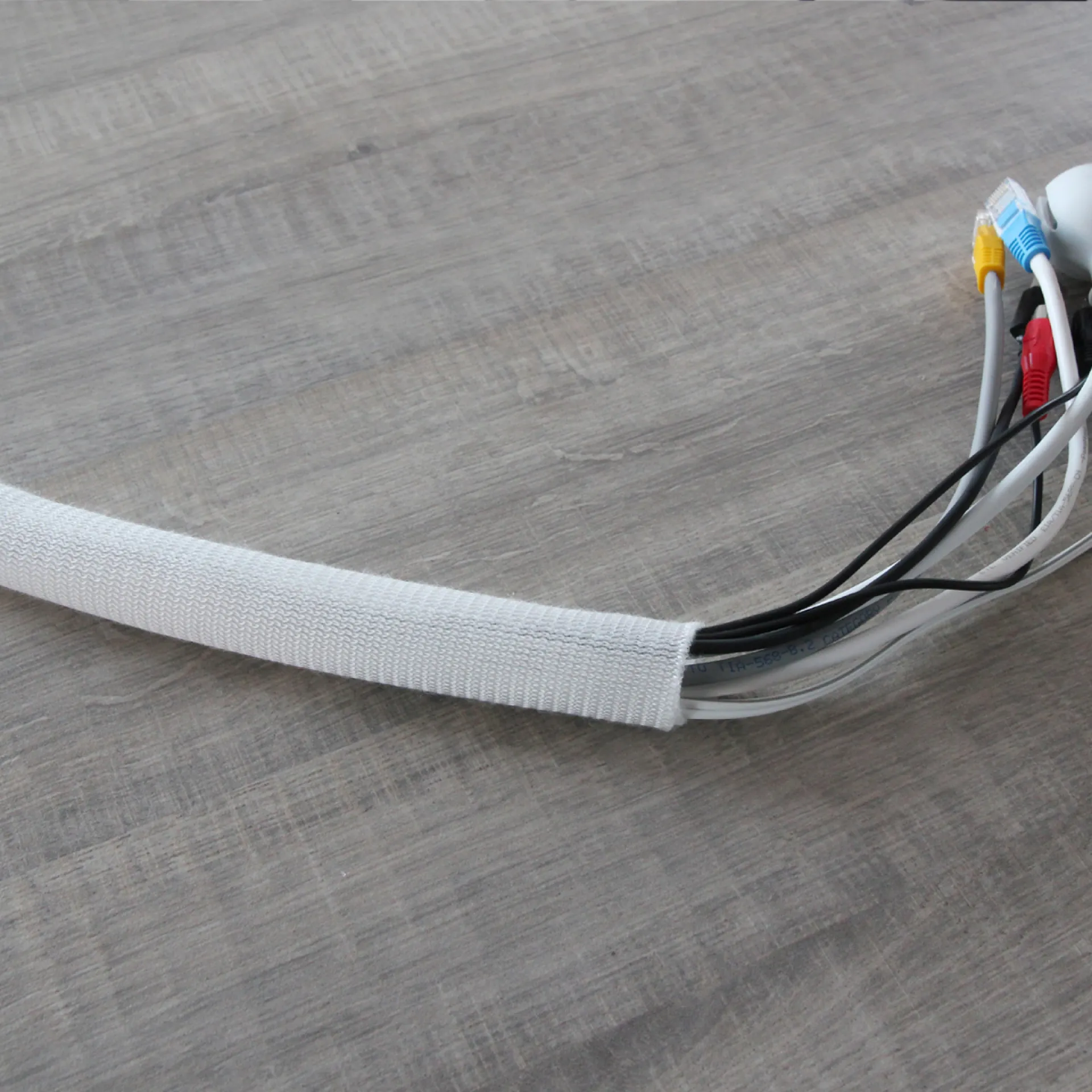 LTC CABLE TUBE Gewebekabelschlauch Durchmesser 2.5 - 4 cm 25m weiß – Bild 2