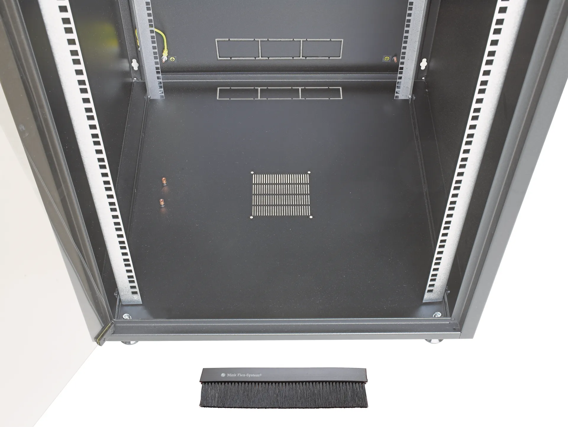Netzwerkschrank OFFICE 18HE, 600x800 mm, RAL9005 – Bild 3